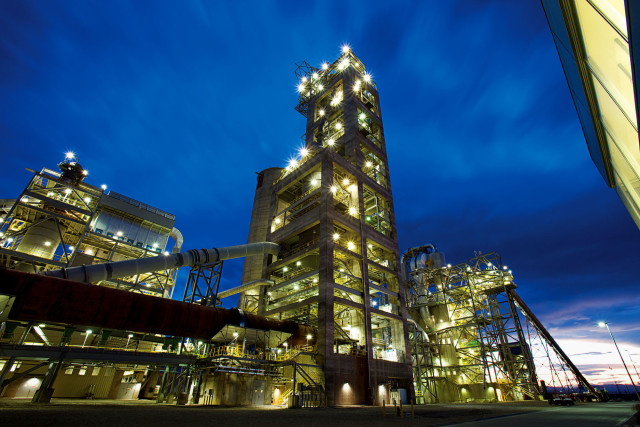 Industrial Engineering - factory by night | CBC | Cross-Border Communications | Leading international B2B branding and marketing agency