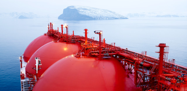 Marine & Logistics - LNG carrier, tanker | CBC | Cross-Border Communications | Leading international B2B branding and marketing agency